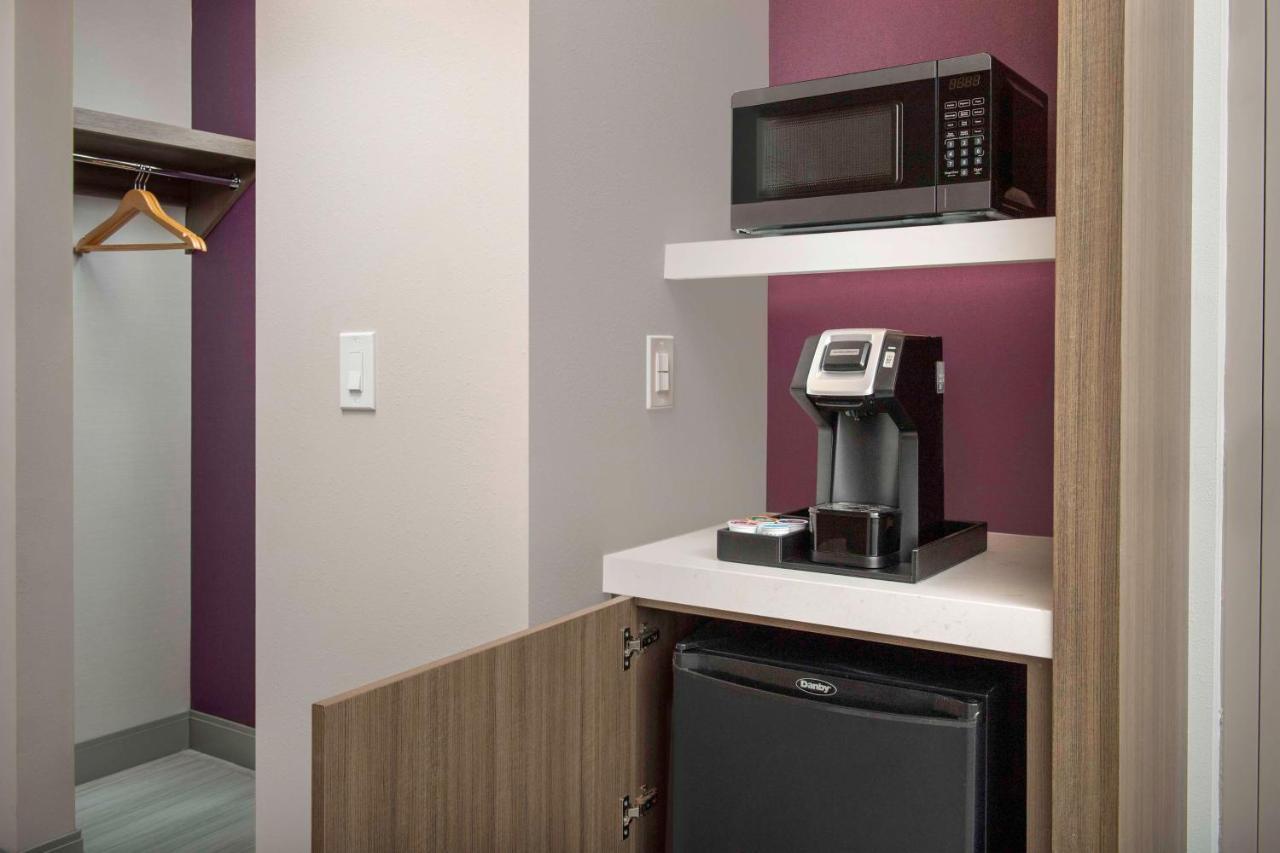 Hilton Garden Inn Pensacola Downtown Esterno foto