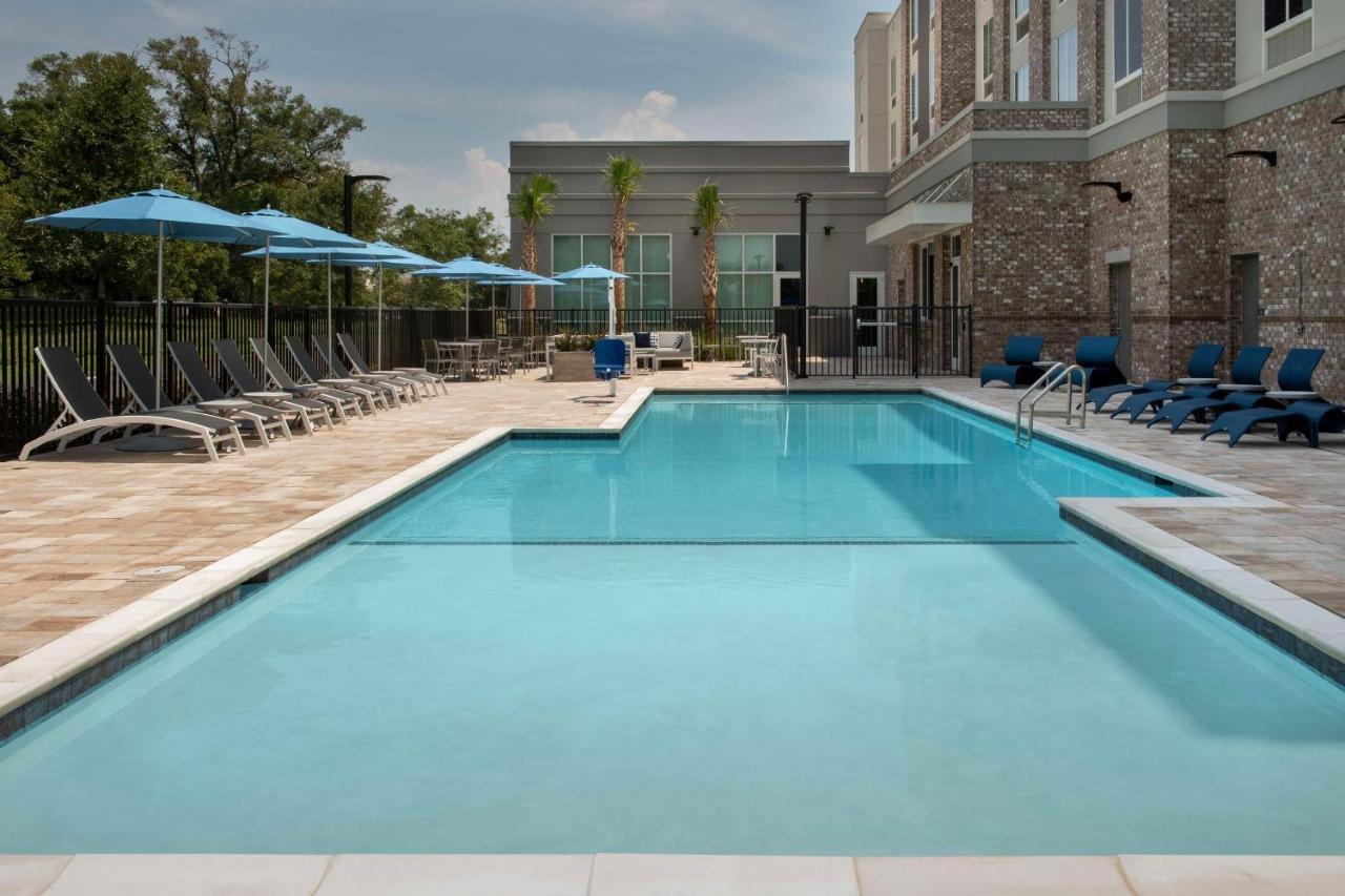 Hilton Garden Inn Pensacola Downtown Esterno foto