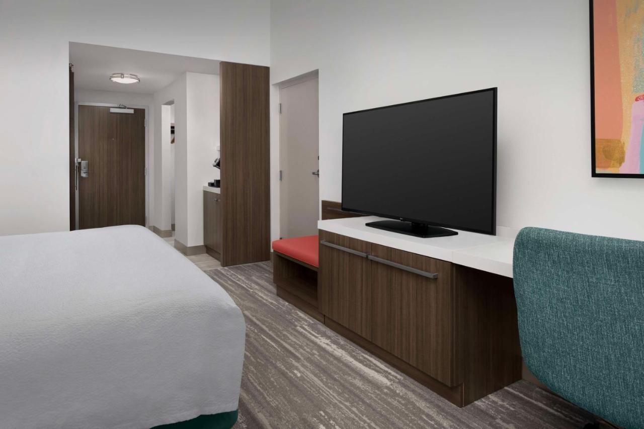 Hilton Garden Inn Pensacola Downtown Esterno foto